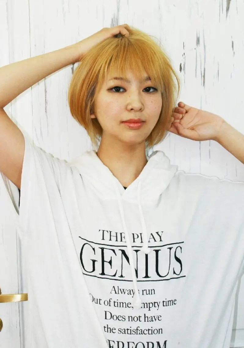 ショート カラー ブロンド 【名古屋】モデル募集 arisaのヘアスタイル