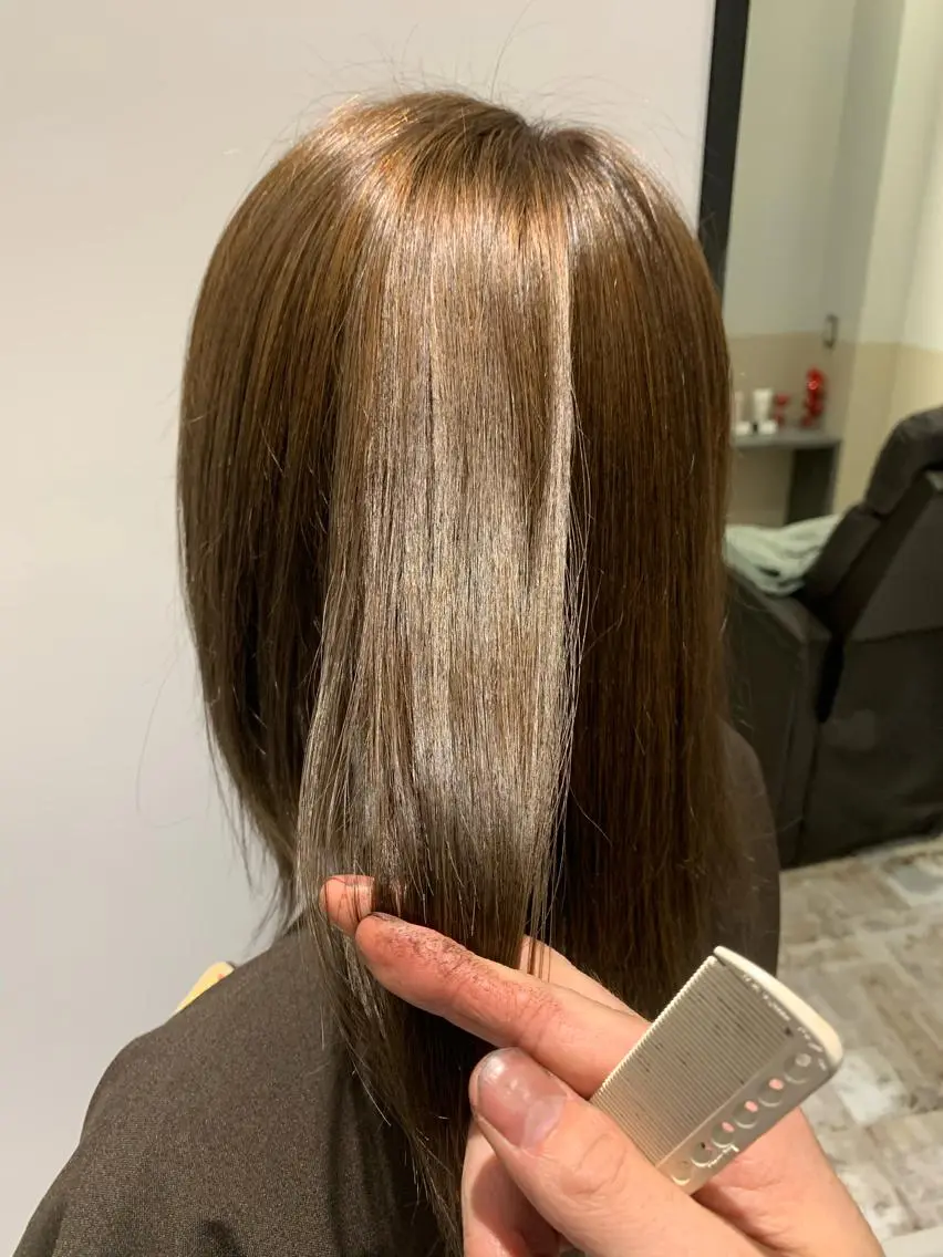 セミロング 【Gluck】高橋 大治のヘアスタイル