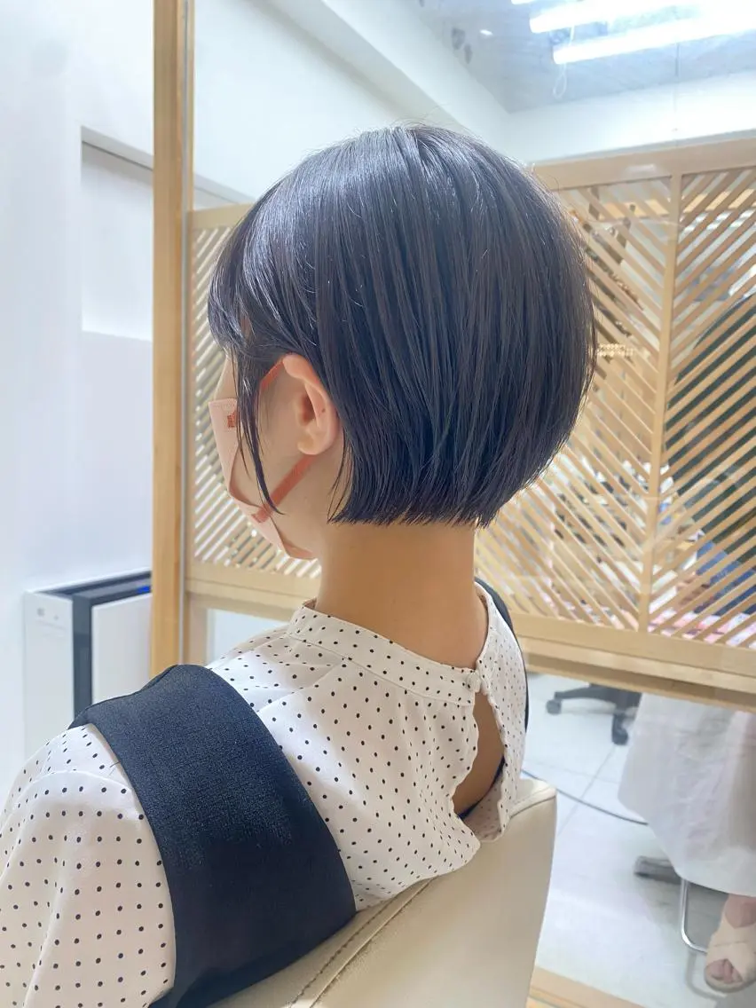 ショート カラー カット ヘアカラー トリートメント 安永 涼のヘアスタイル