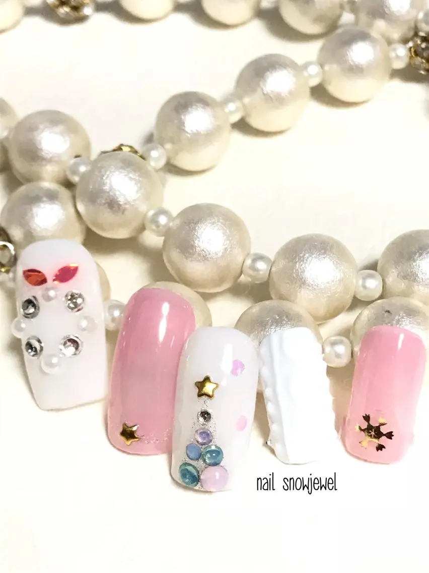 ネイル 冬ネイル クリスマス nail snowjewelのネイルデザイン