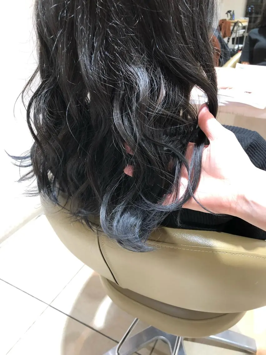 セミロング カラー ブリーチ nanako /レイヤーカットのヘアスタイル