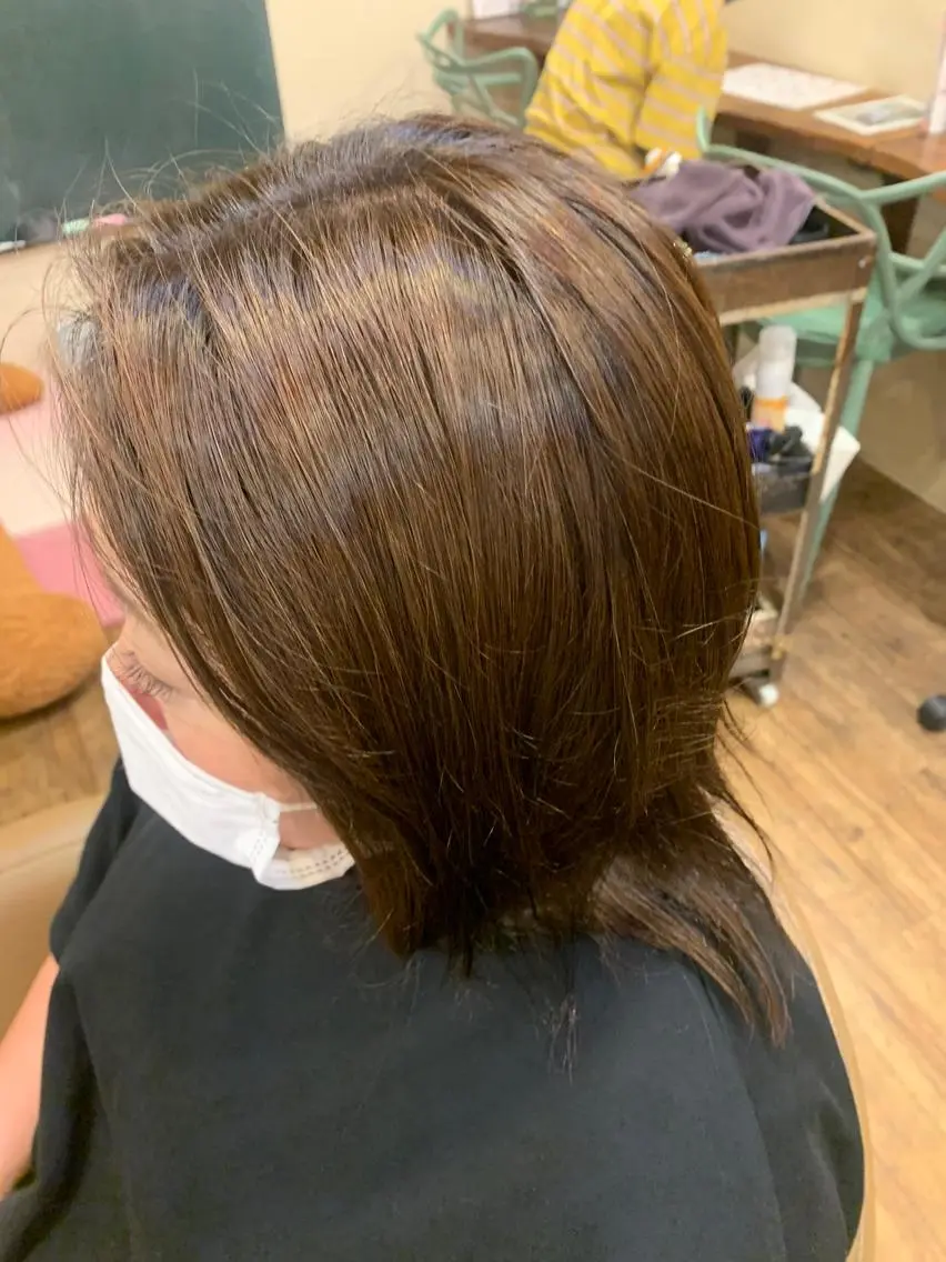 カラー 鈴木 未歩のヘアスタイル