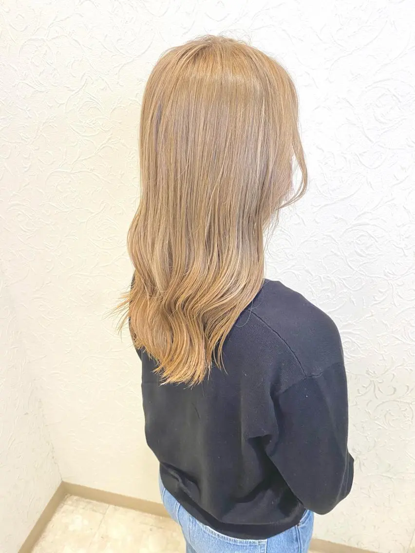 セミロング カット ヘアカラー トリートメント 【ブリーチ特化】 山崎 悠樹のヘアスタイル