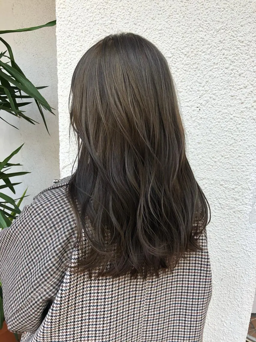 ロング カット ヘアカラー トリートメント ヘッドスパ putri店長 和田鈴采のヘアスタイル