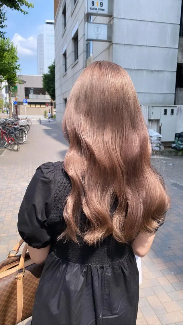 ロング カラー グレージュ ミルクティーグレージュ 髪質改善/ TECHIのヘアスタイル