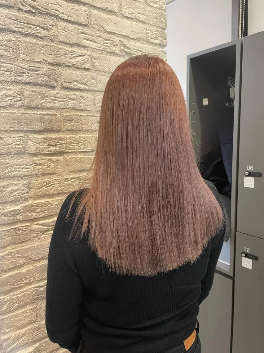 カラー ヘアアレンジ 神戸三宮ダメージレス ブリーチ特化 麟太郎のヘアスタイル