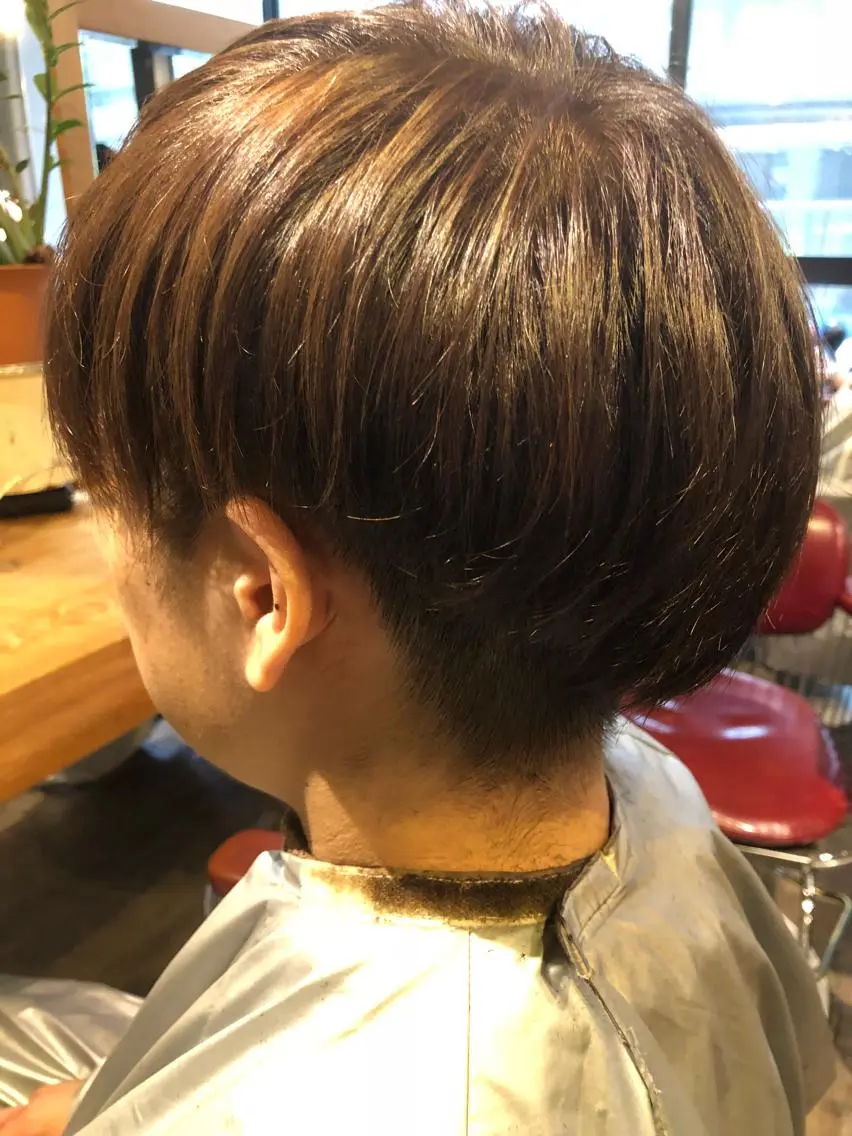 カラー レッドカラー ISHIMORI  のヘアスタイル