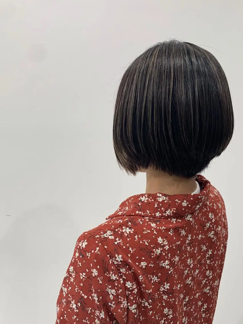 ショート カラー ヘアカラー トリートメント TAKUMI .のヘアスタイル