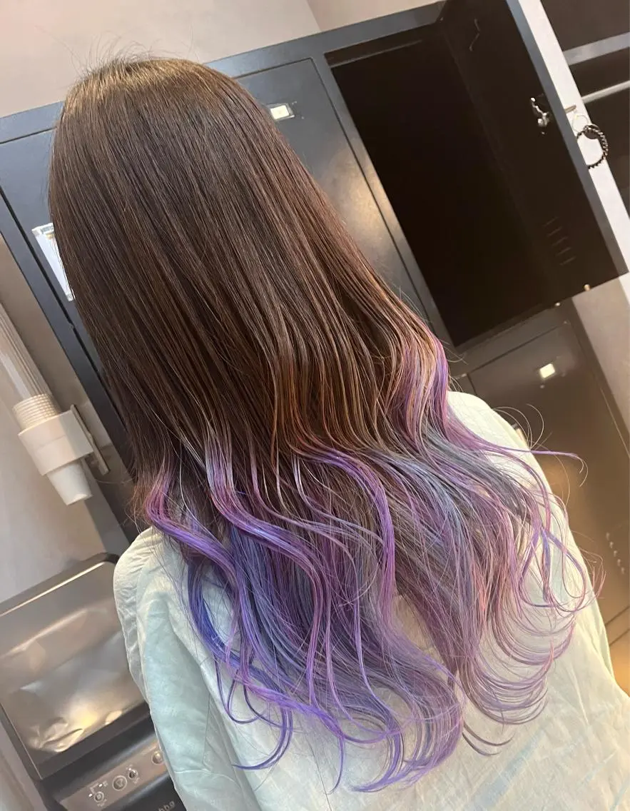 ロング カラー ユニコーンカラー カット ヘアカラー 🎀♥️推しカラー tomoka💜🍭のヘアスタイル