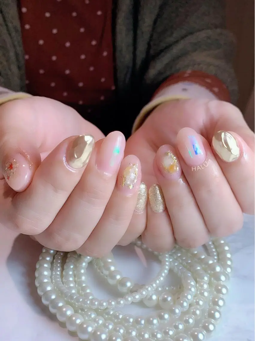 ネイル ゴールド HALU ハルのネイルデザイン