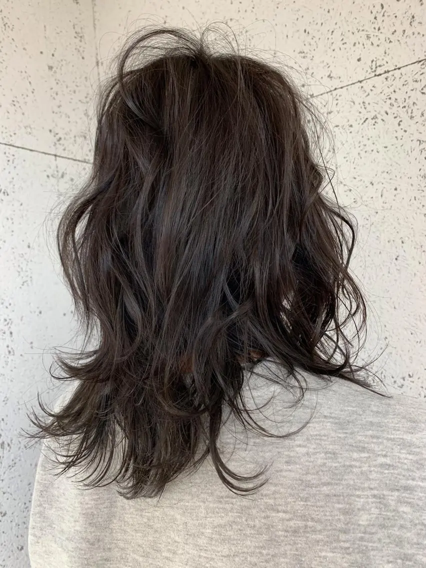 セミロング カラー KOOKI スティードトーキョーのヘアスタイル