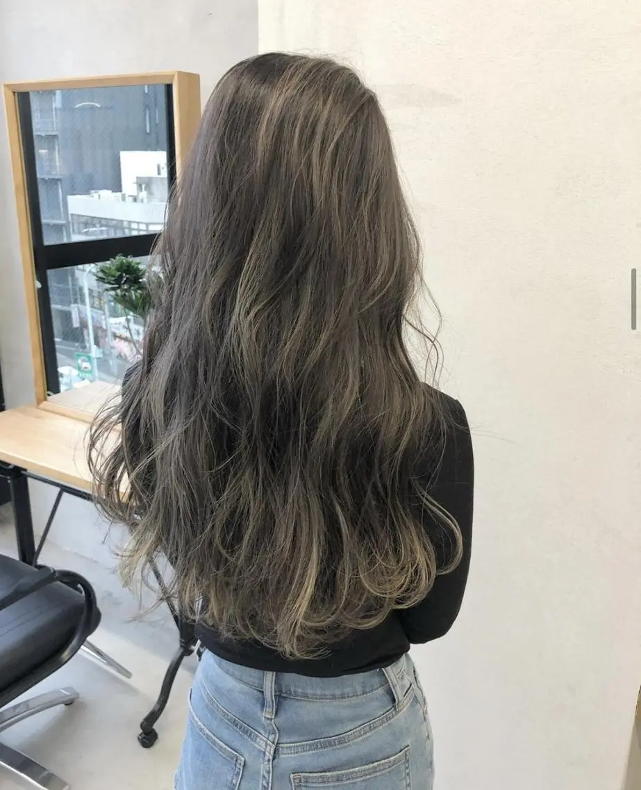 ロング カラー アディクシーカラー 透明感カラー イルミナカラー ANGELICA JR和歌山店のヘアスタイル