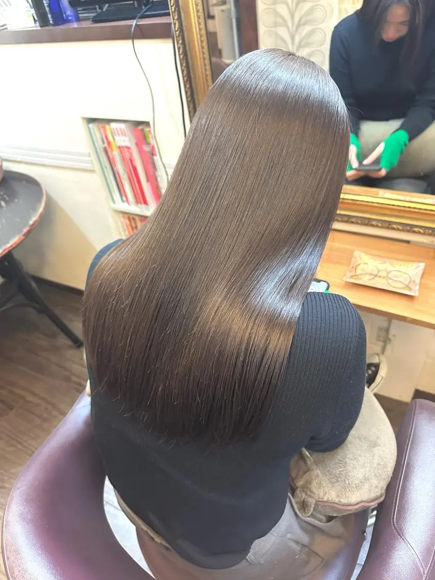ロング カラー ヘアカラー トリートメント 🌱ケミカル美容師 未来を綺麗に🌱優吾のヘアスタイル