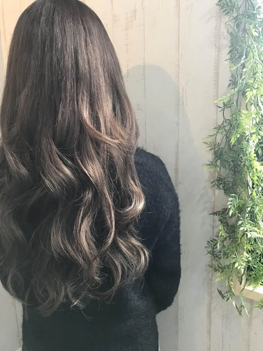 セミロング カラー パーマ ヘアアレンジ チビ編み込みエクステ シールEXどぅ〜すのヘアスタイル