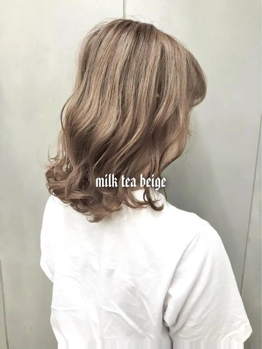 ミディアム カラー アディクシーカラー ベージュカラー 黒髪 ブリーチ ブルーカラー ヘアカラー 成城美容室 YOSHIMURAのヘアスタイル