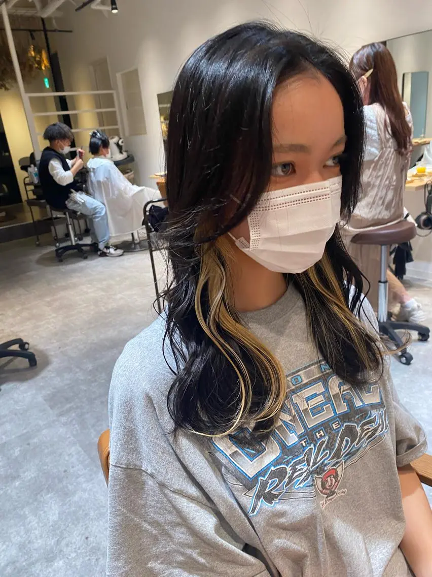 ロング カラー ブリーチ 抜きっぱなしブロンド インナーカラー ヨシンモリ 韓国風ヘア カット ヘアカラー オスズ 🎀´-のヘアスタイル