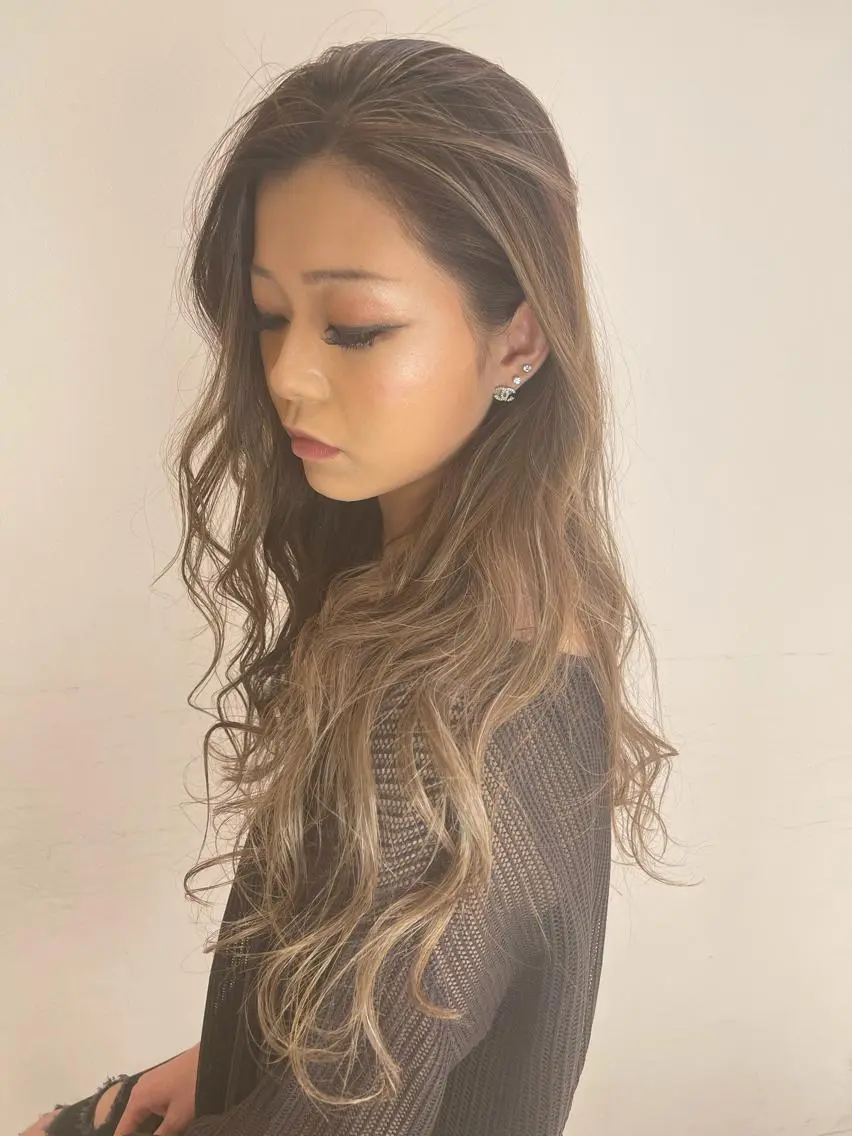ロング カラー ハイライトカラー ハイライト お肌の角質ケア / ベラステギのその他イメージ