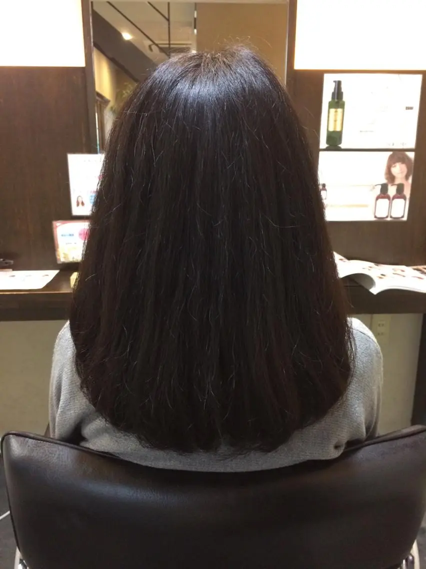 ロング ロング 澤田 彩香のヘアスタイル