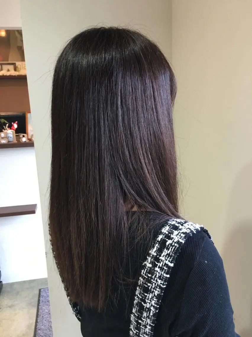 セミロング カラー mu ku.のヘアスタイル