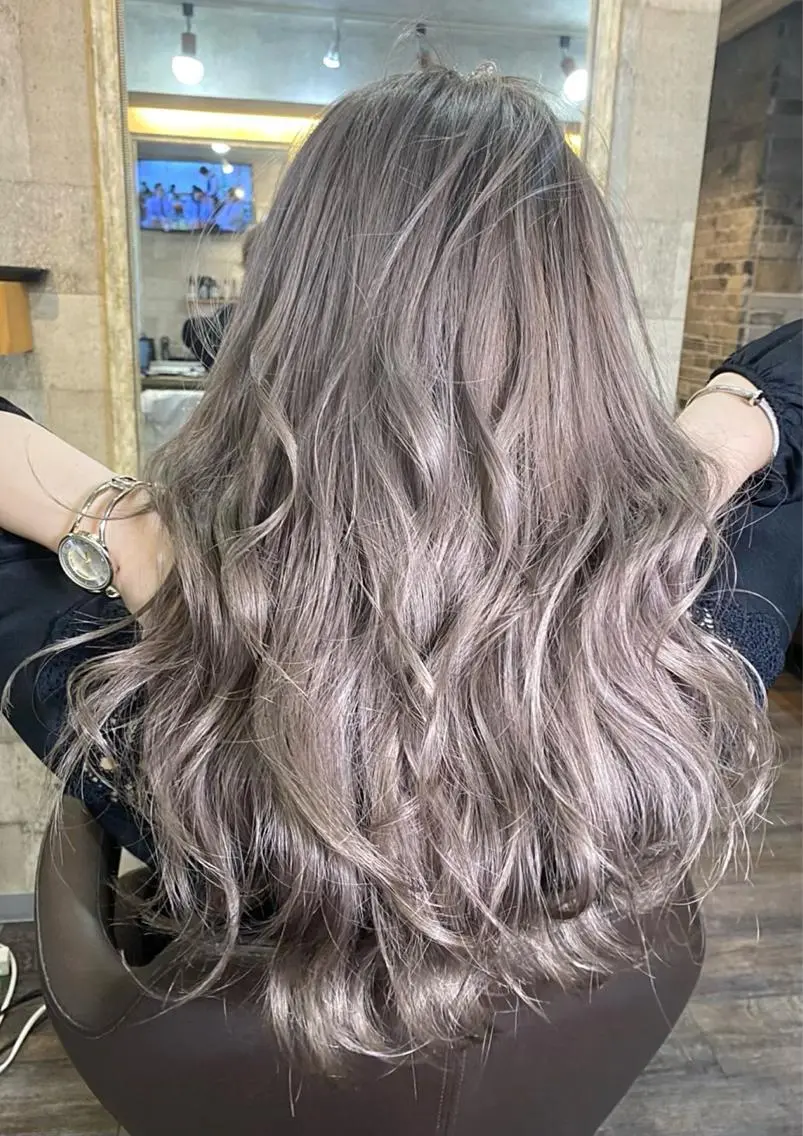 ロング カラー ブリーチ 透明感カラー グレージュ ピンクカラー ヘアカラー トリートメント 骨格整形カット/ ショート✂️堀夢哉のヘアスタイル