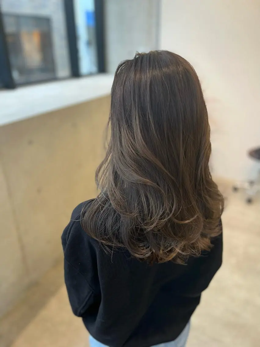 ロング カラー ロングレイヤー レイヤーカット ロング カット 誰より丁寧なカット/ 小林輝/レイヤーのヘアスタイル