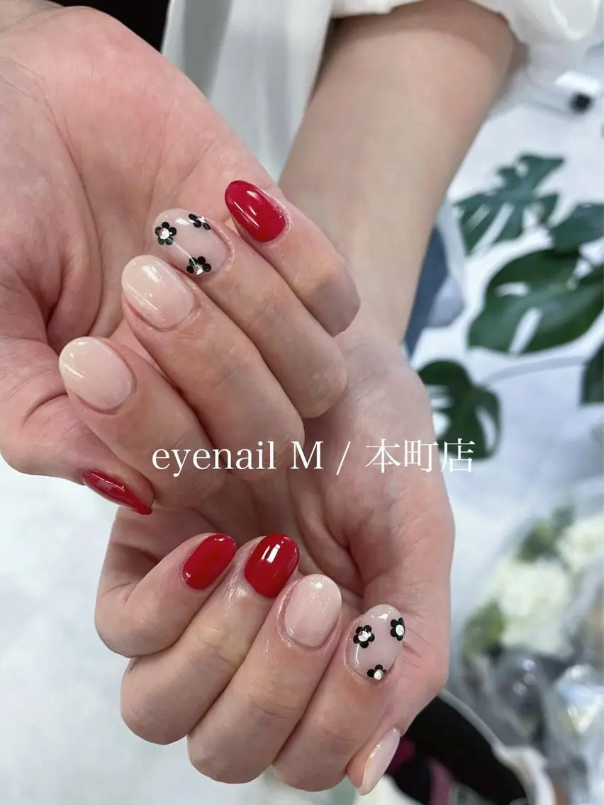 ネイル nailst Hのネイルデザイン