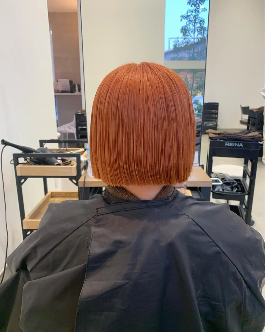 ショート カラー ヘアカラー 長山 茉白のヘアスタイル
