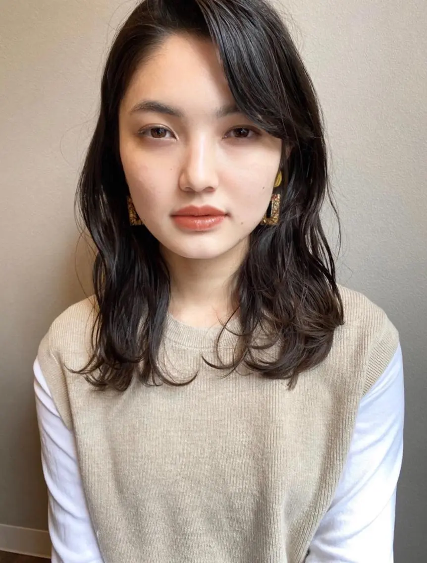 ミディアム パーマ ミディアムパーマ デジタルパーマ moanin モーニンのヘアスタイル