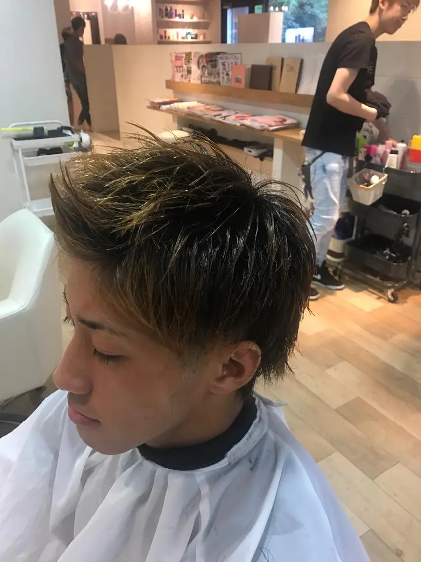 カラー メンズ 豊中駅3分eha レッスンモデルのヘアスタイル