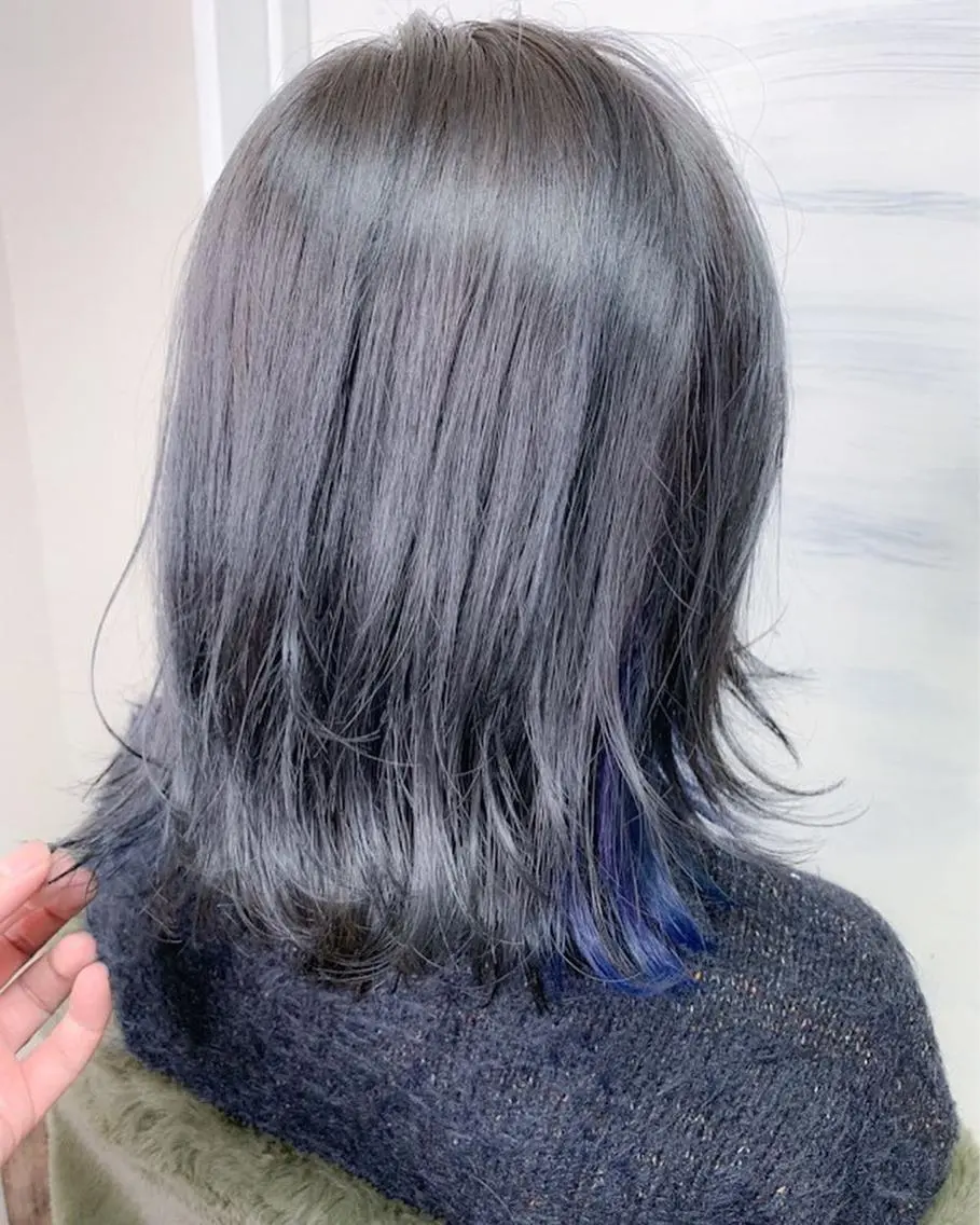 ミディアム カラー 黒髪 インナーカラー ヘアカラー BOX mico.のヘアスタイル