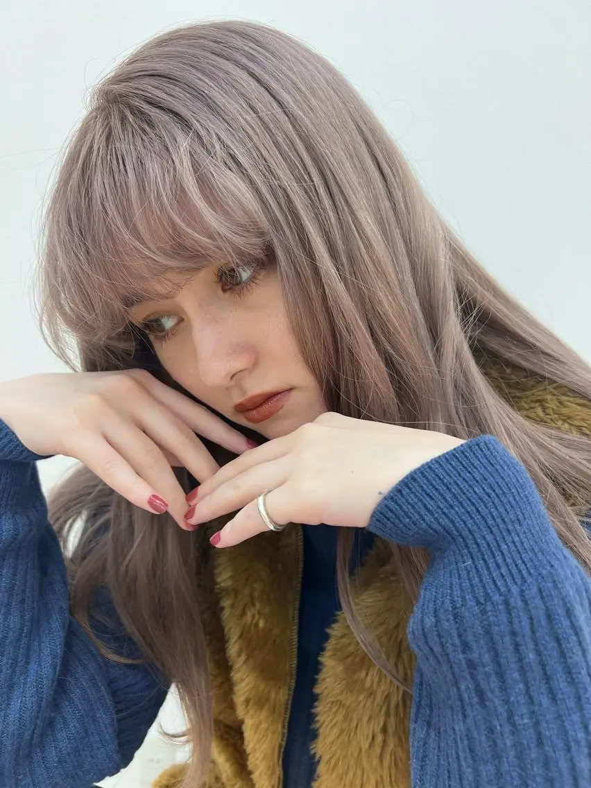 ロング カラー ヘアカラー 鷺谷 玲奈のヘアスタイル