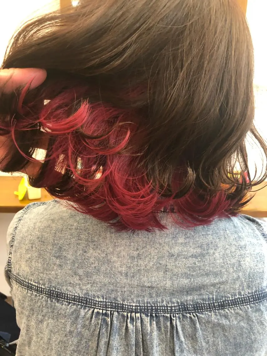 ミディアム カラー ヘアアレンジ インナーカラー 西川 ヒロキのヘアスタイル