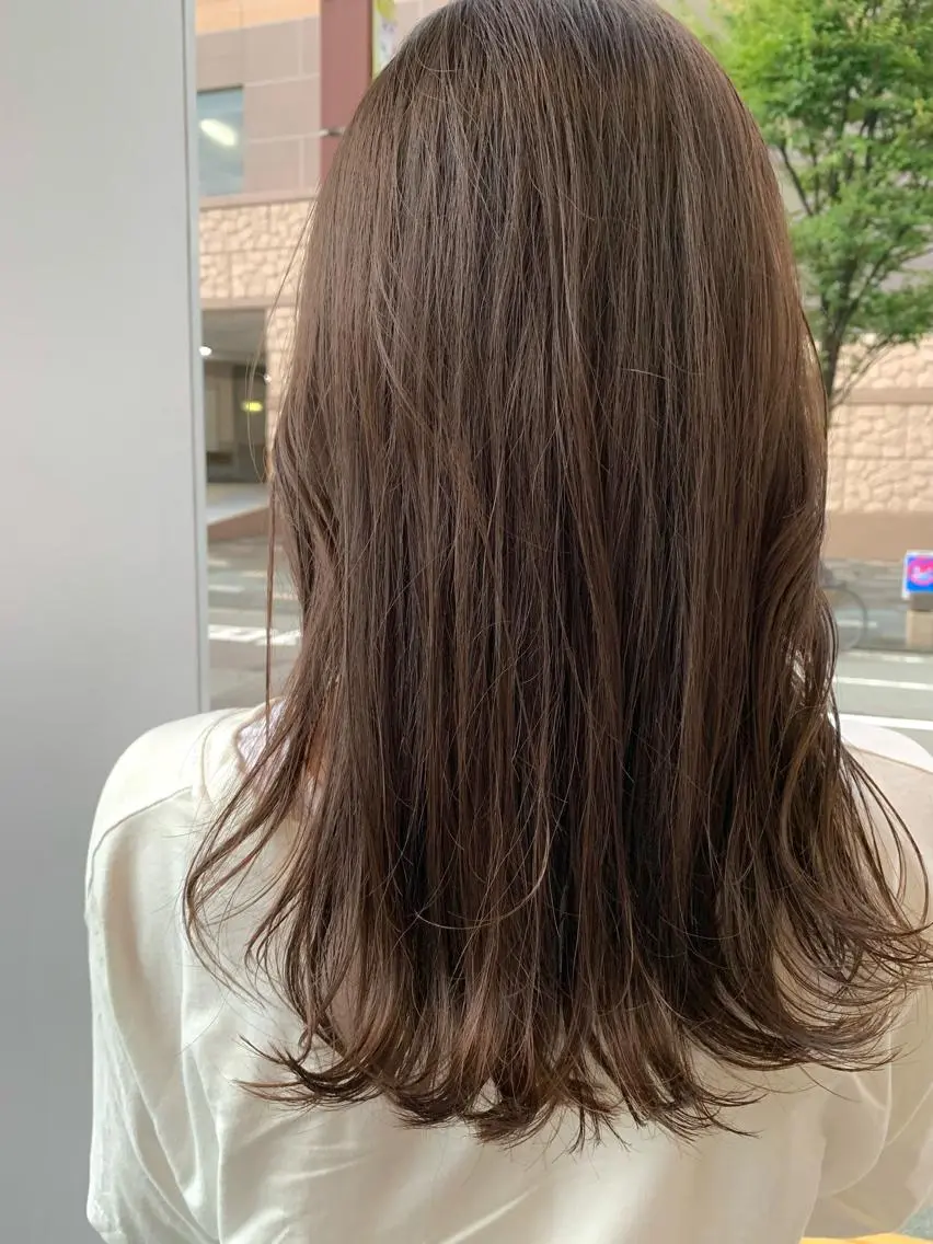 ミディアム ミディアムレイヤー ミディアムパーマ レイヤーカット カット ヘアカラー トリートメント 園冬稀/ショート /ショートヘアのヘアスタイル