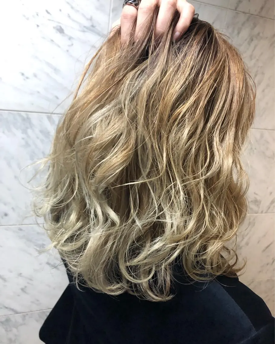 ミディアム カラー 髪質改善 中川 翔のヘアスタイル