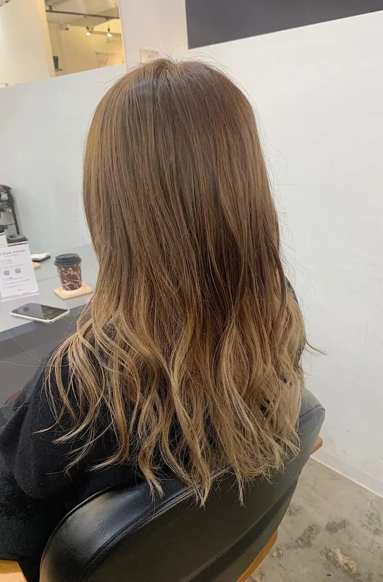 セミロング カラー 🌛ダブルカラー 🌜SAYAKAのヘアスタイル