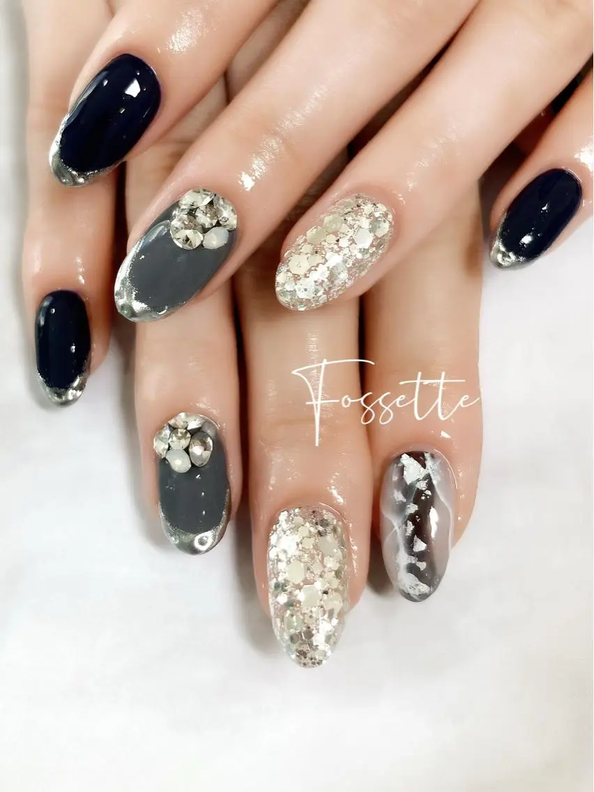 ネイル ミラーネイル ニュアンスネイル 冬ネイル ハンドネイル nailsalon Fossetteのネイルデザイン