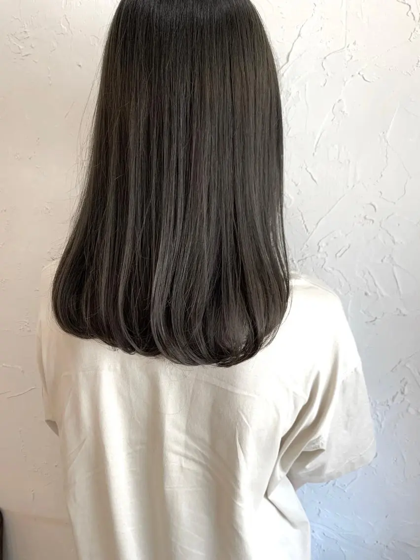 セミロング カラー カット ヘアカラー トリートメント MAYU 💚森下のヘアスタイル