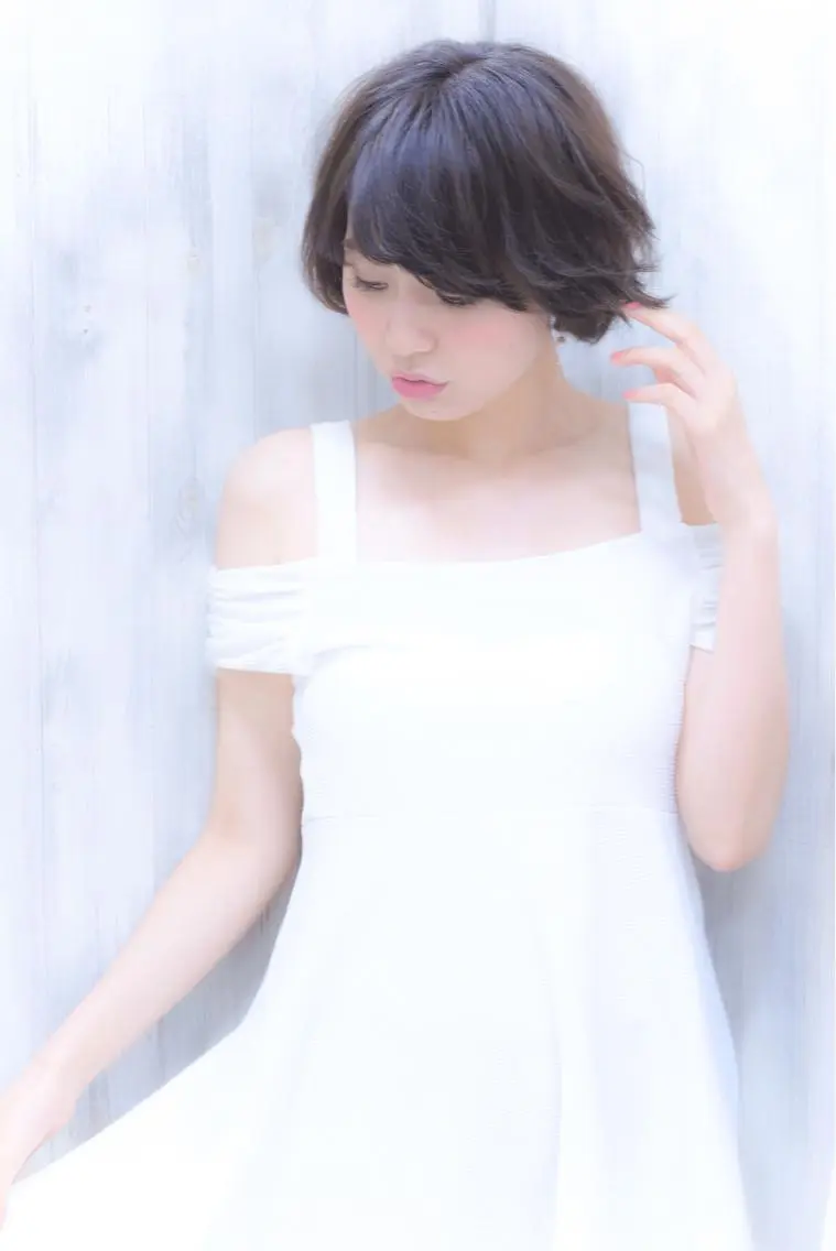 ショート カラー 鈴木 悠のヘアスタイル