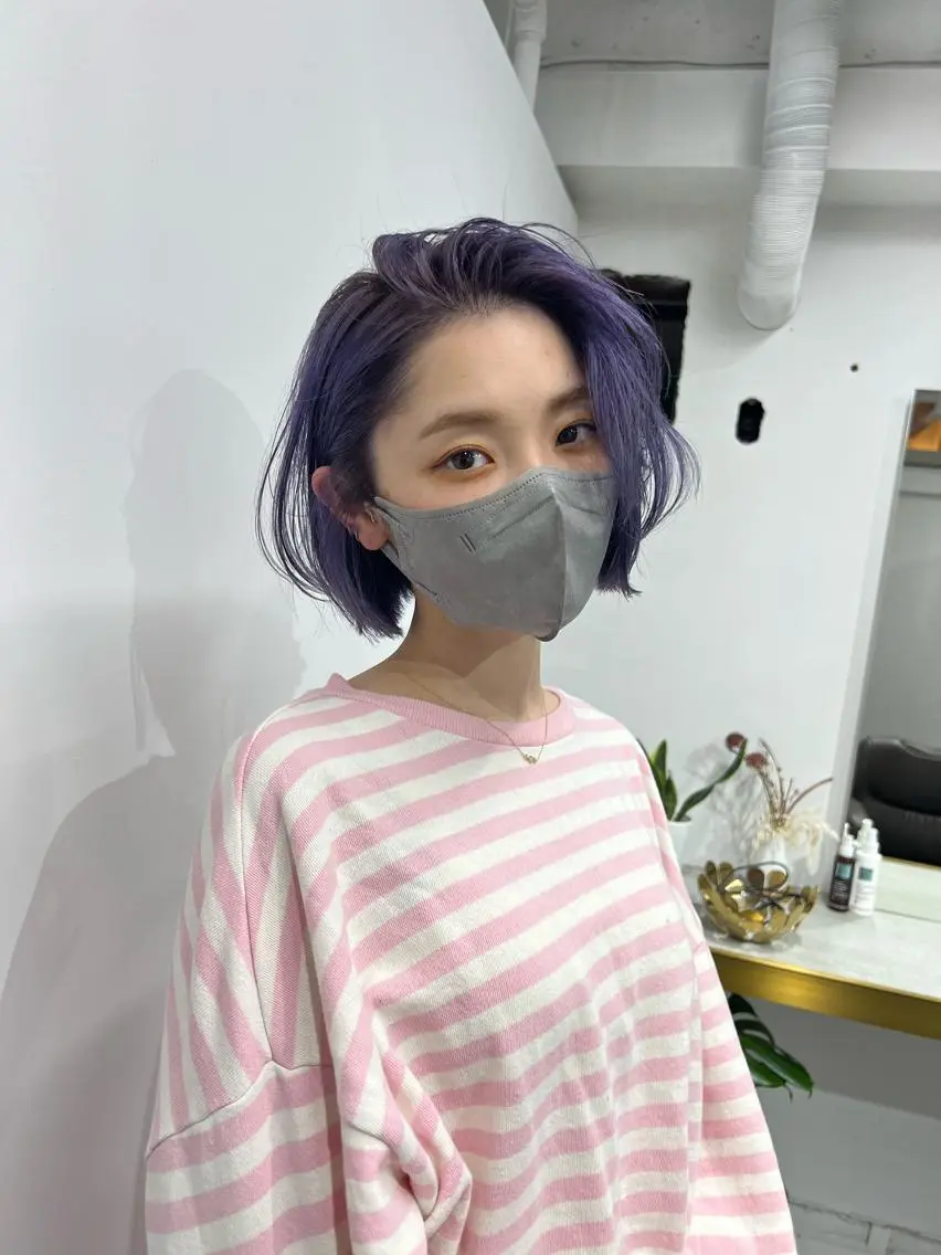 ミディアム カラー ハイトーンカラー ボブ ✨まとまるボブ/ 切りっぱなし/ユキナのヘアスタイル