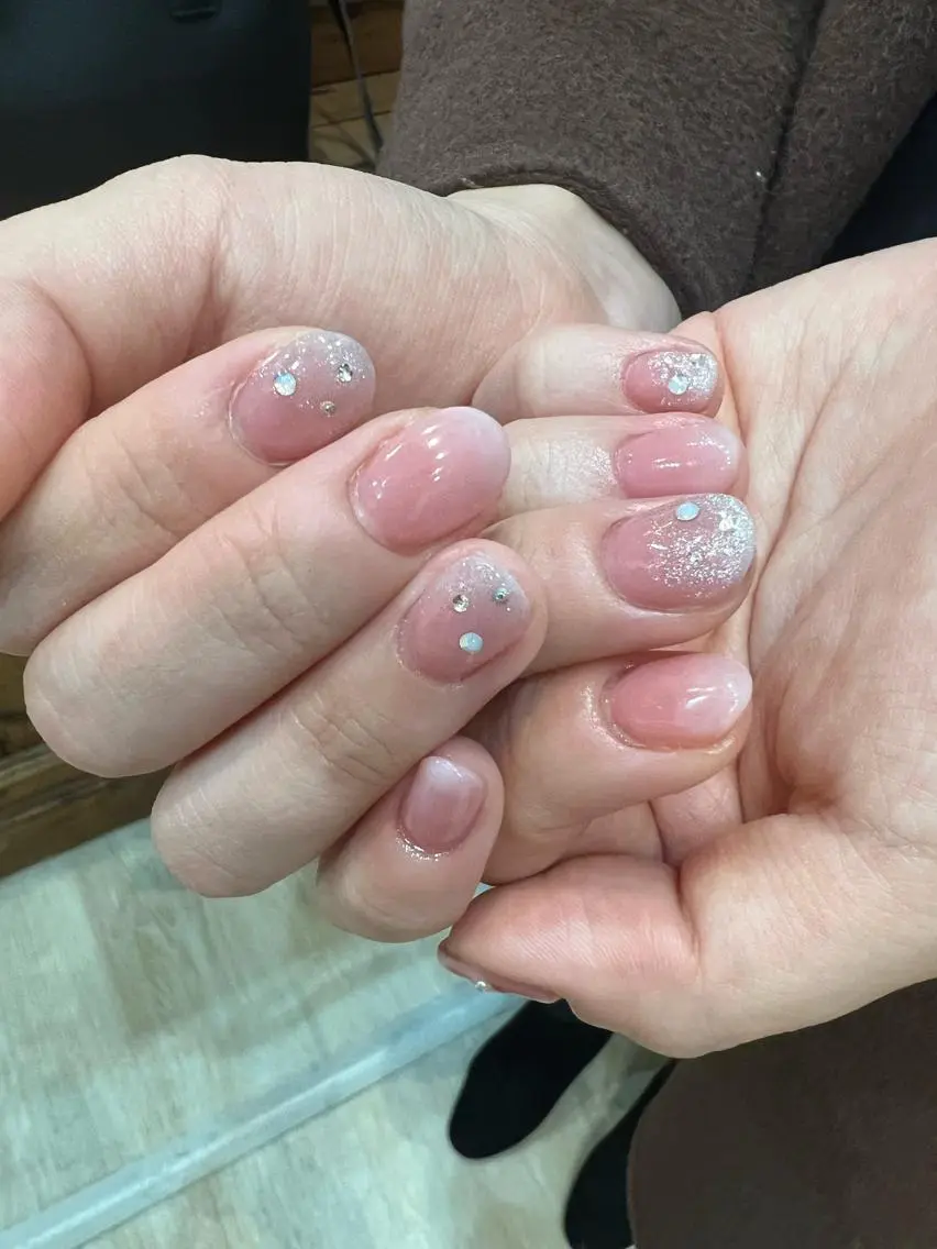ヘアアレンジ ネイル マグネットネイル ヘアメイクネイリスト hidemi中目黒のヘアスタイル