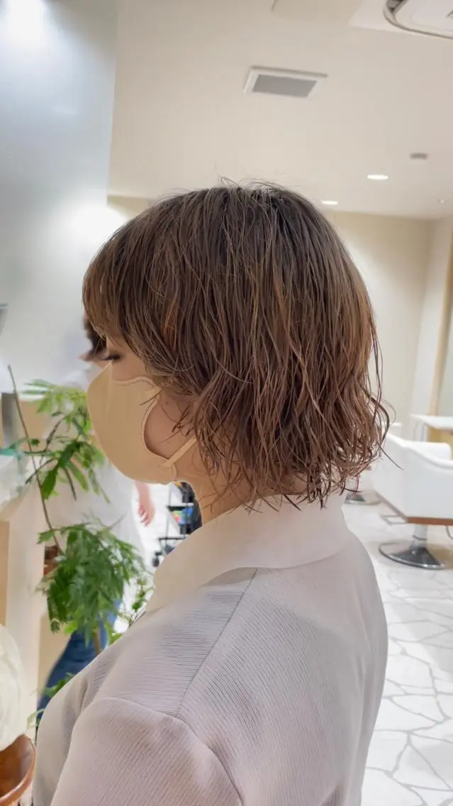 ミディアム カラー パーマ カット パーマ トリートメント 大石 陽菜のヘアスタイル