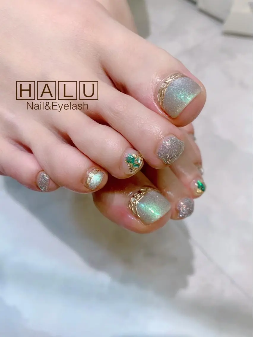 ネイル キラキラネイル HALU ハルのネイルデザイン