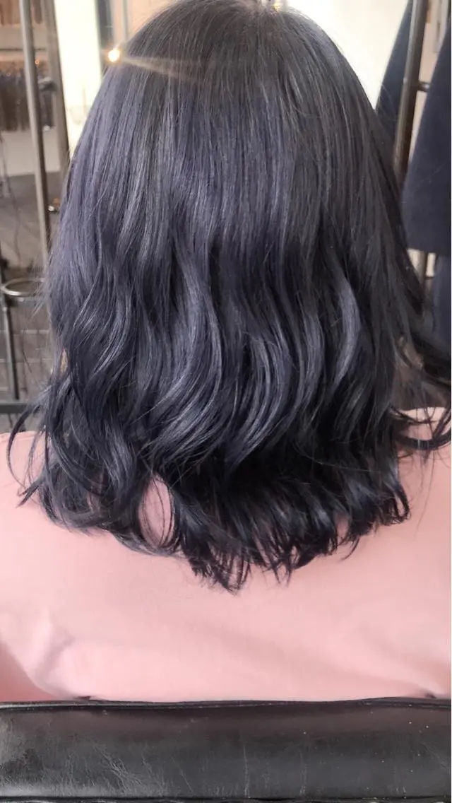 ミディアム パープルカラー 家田 竜のヘアスタイル