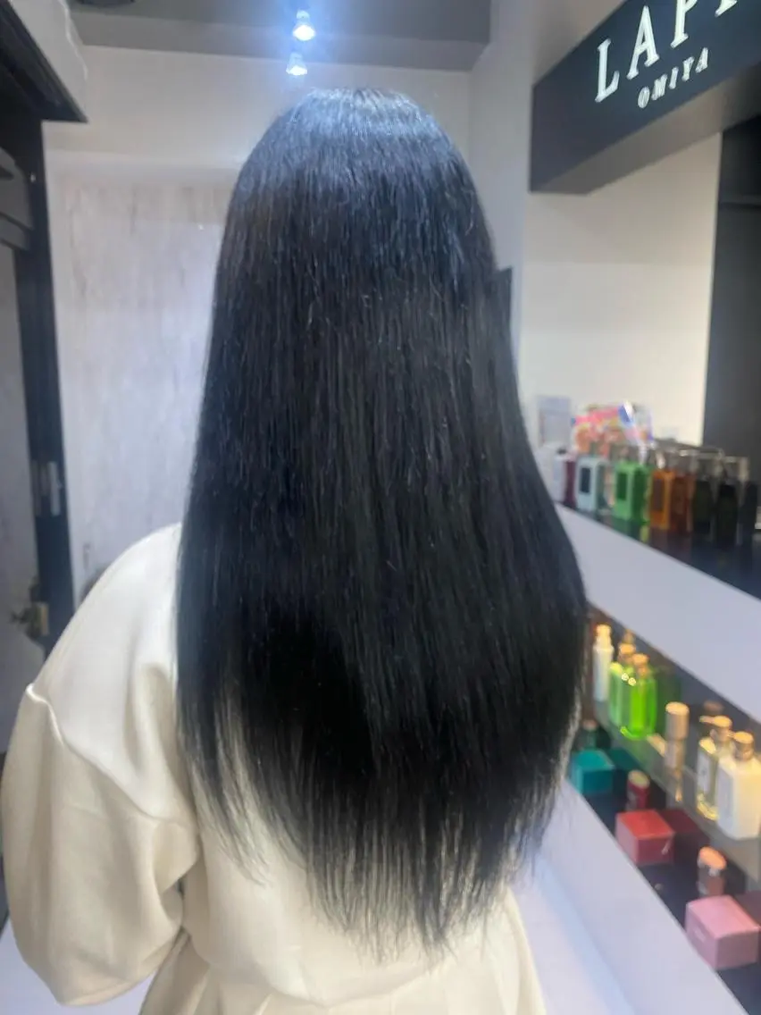 カラー Lapis 莉穂のヘアスタイル