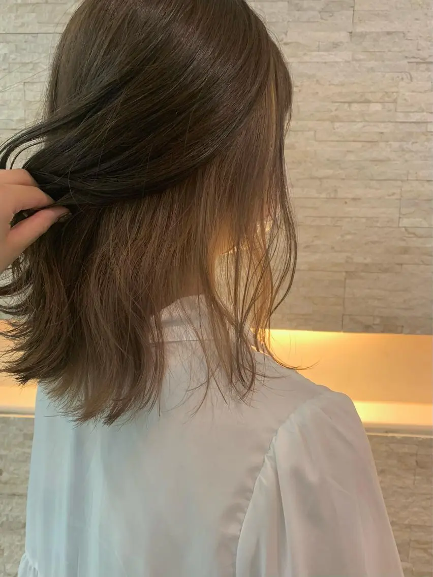 ミディアム カラー ✄折橋 彩花🐶🍑のヘアスタイル