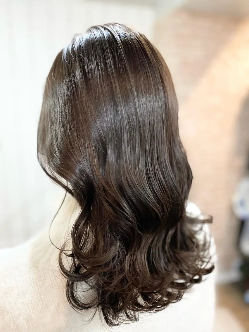 セミロング カラー パーマ ヘアアレンジ アッシュ バレイヤージュ ベージュカラー ブリーチ 透明感カラー カット ヘアカラー トリートメント 👑指名率No.1 👑坂口飛翔のヘアスタイル