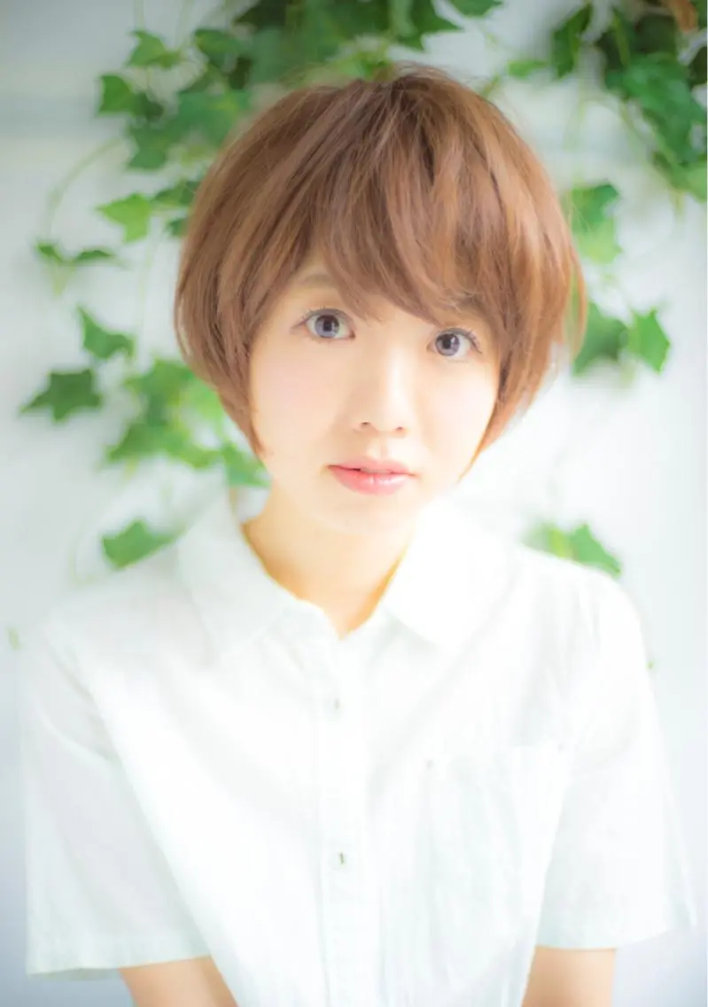 ショート カラー パーマ ショートヘア ツイスパ・波巻き 🩵片平和香奈のヘアスタイル