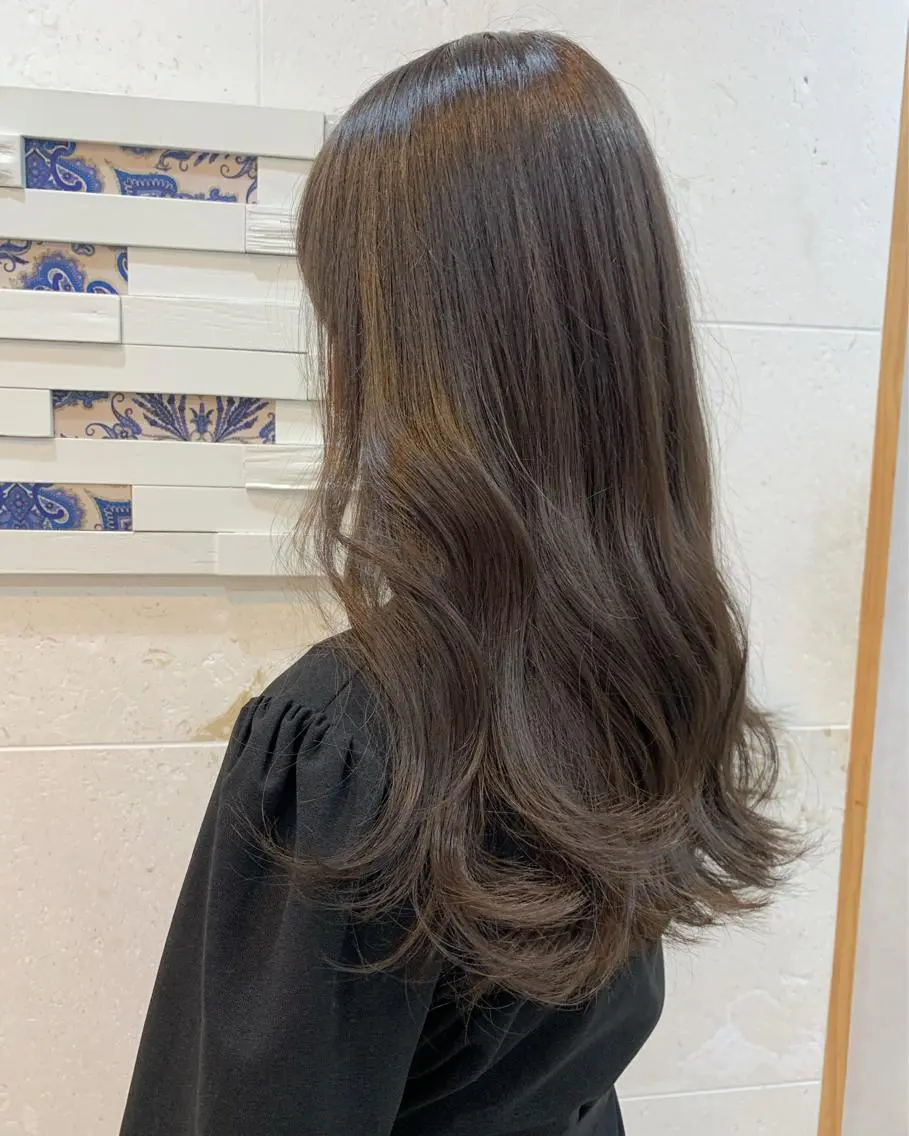 ロング カラー カット ヘアカラー トリートメント 💘カラー人気No. 1💘SAYAのヘアスタイル