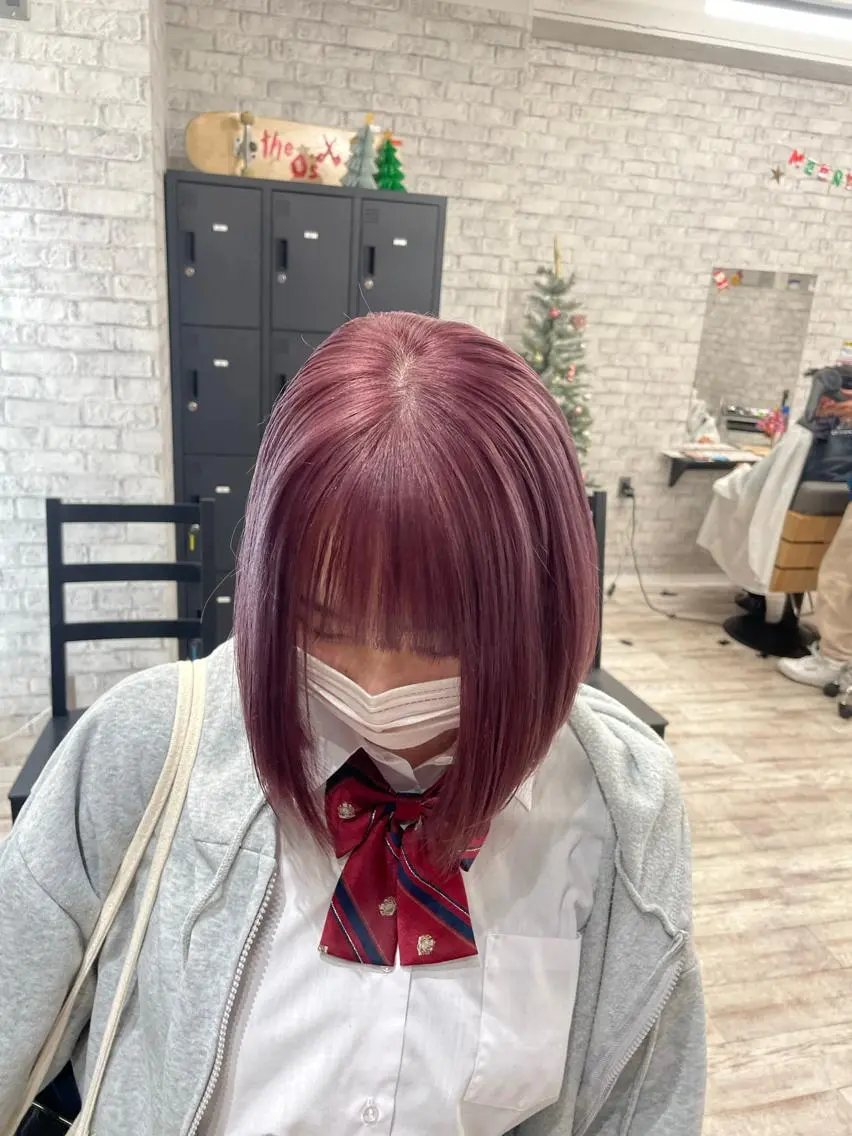 セミロング カラー パーマ ヘアアレンジ メンズ キッズ ネイル マツエク・マツパ アイブロウ メンズバレイヤージュ メンズブリーチ メンズハイライト メンズハイトーン メンズインナーカラー ヘアカラー トリートメント 歩くパワースポット 🦋KAHOのヘアスタイル
