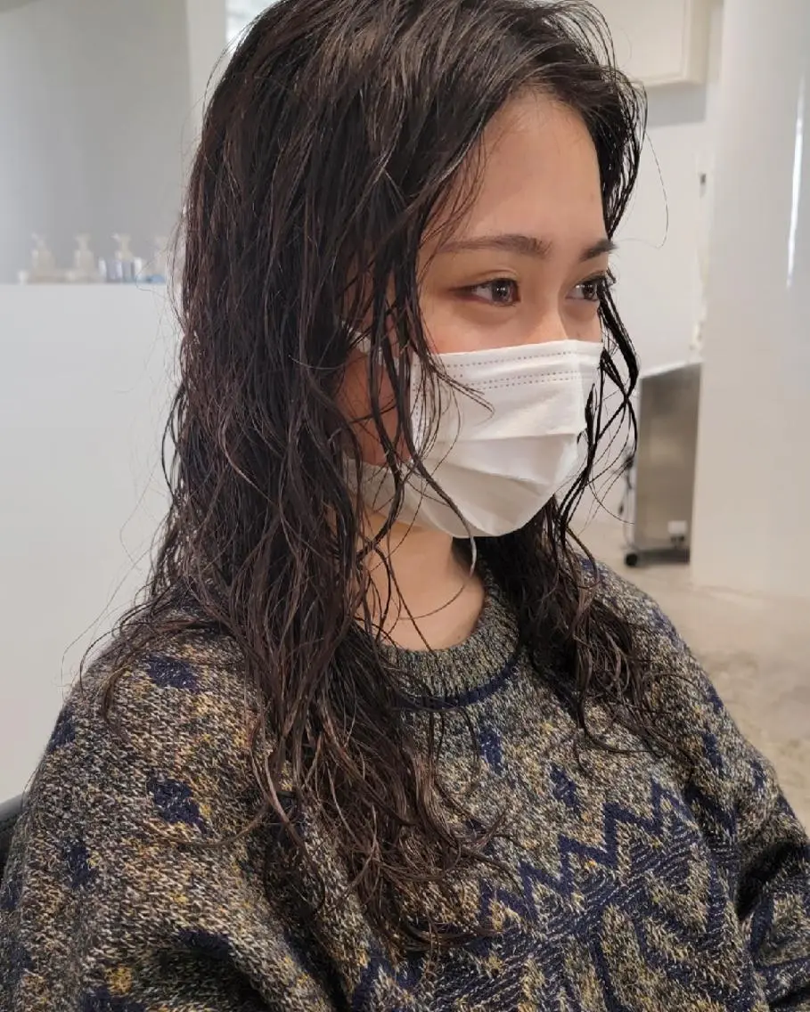 パーマ ミディアム OMA カタギシのヘアスタイル